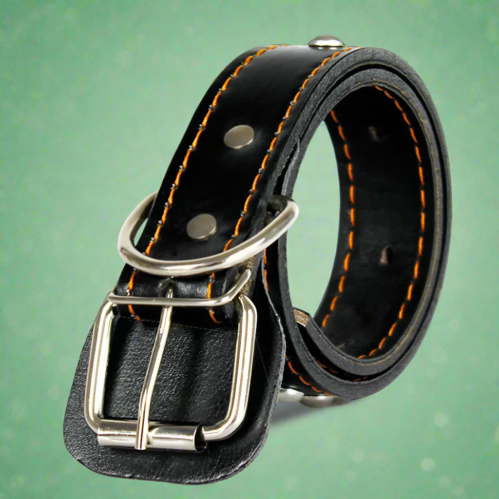 Black leather belt with silver buckle for dogs